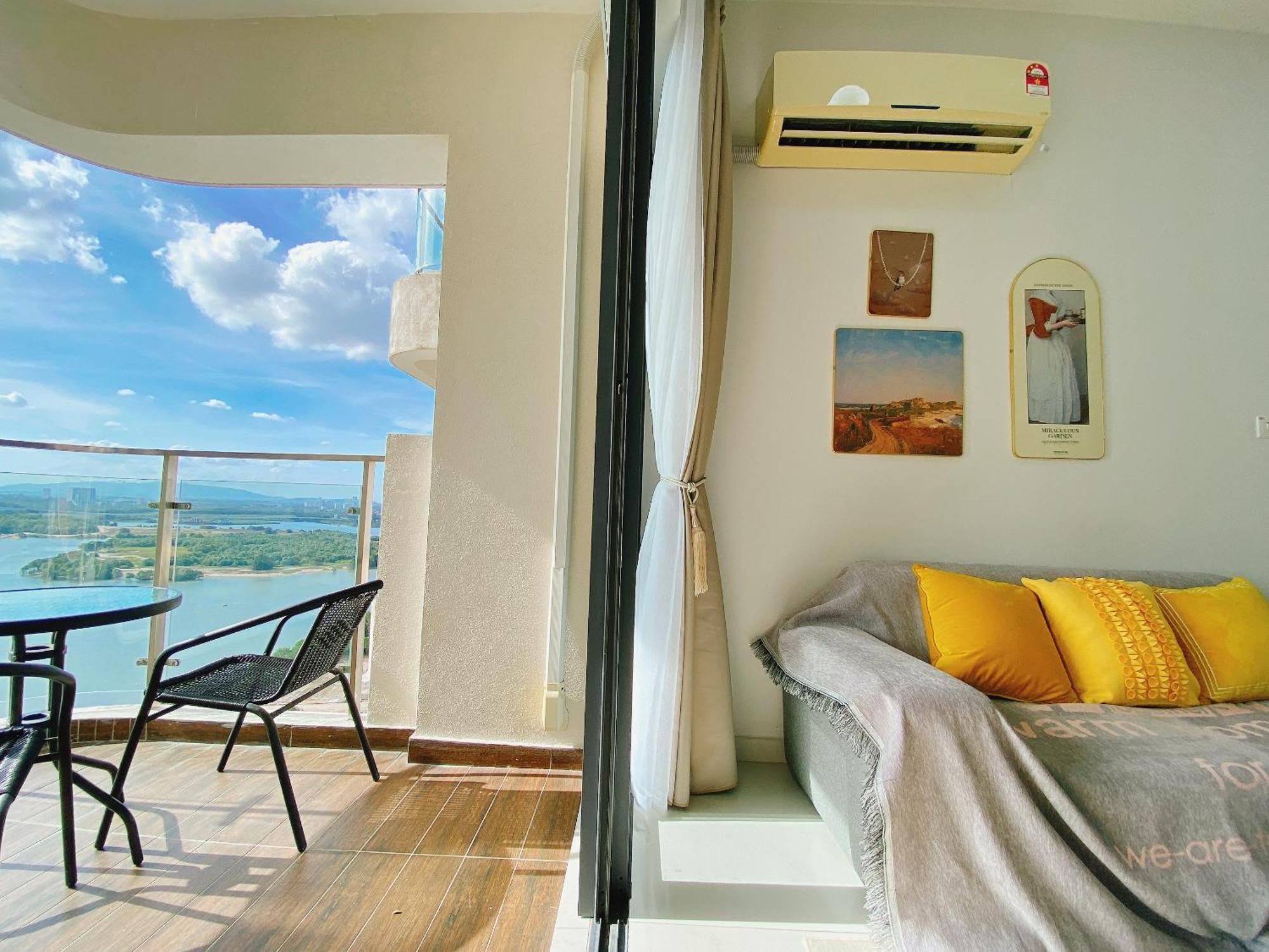 Country Garden Danga Bay By Lions Bay Apartment Johor Bahru Exterior photo