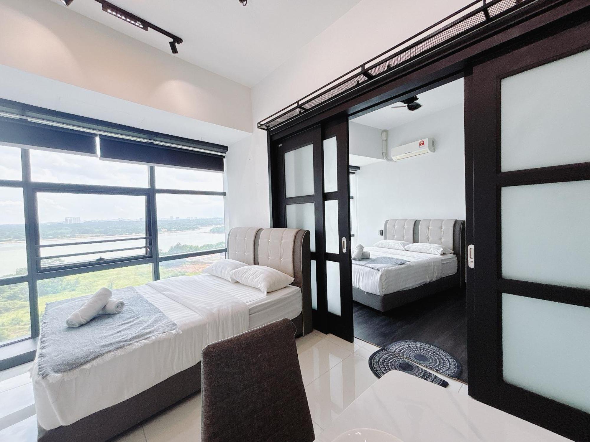 Country Garden Danga Bay By Lions Bay Apartment Johor Bahru Room photo